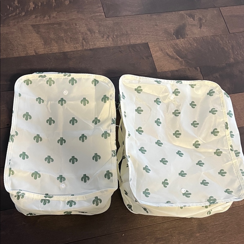 2 Cactus Travel Organizer